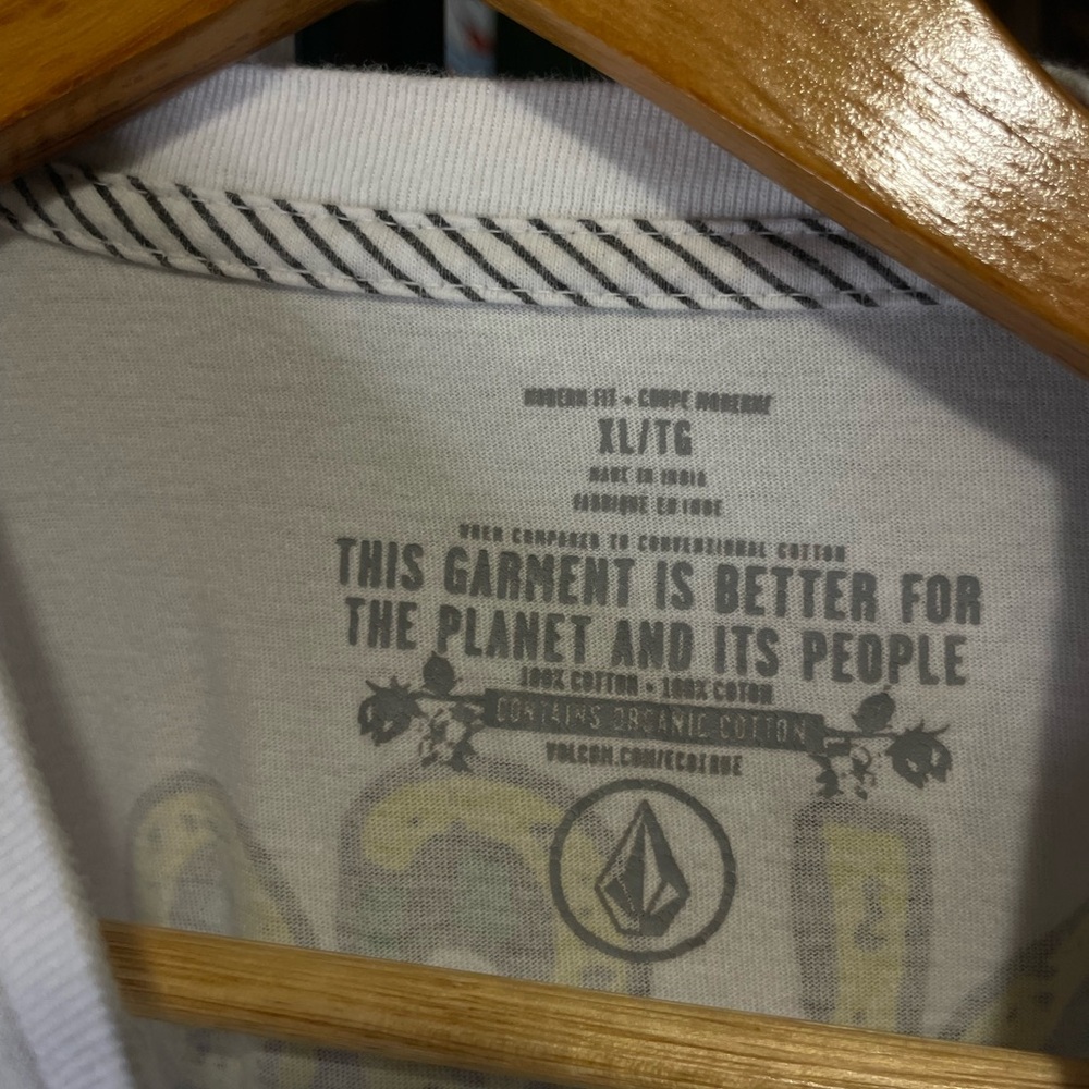 Volcom White and Yellow Graphic Tee - Picture 3 of 7